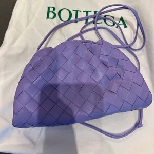 Brand new and never worn Bottega Veneta mini pouch Intrecciato woven leather